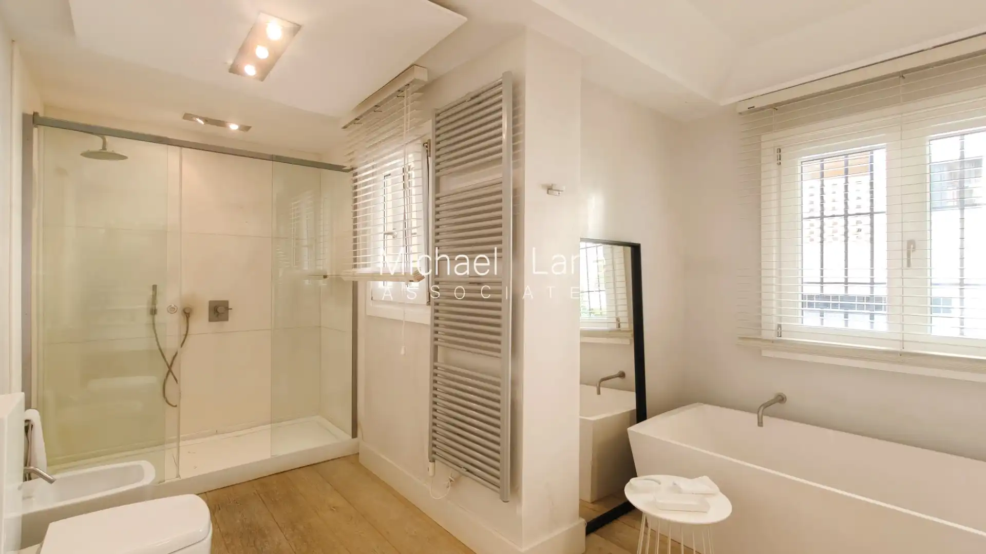 Bathroom of Flat for sale in Sotogrande Alto