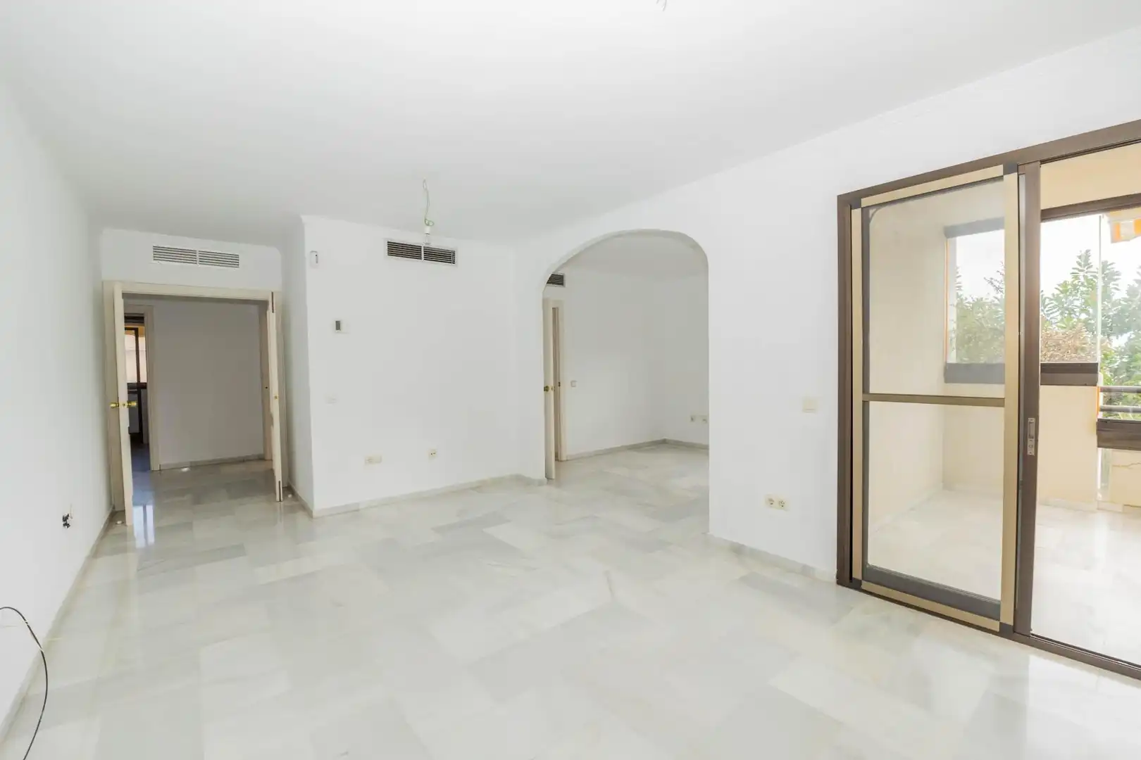 Apartament amb piscina en venda a Calle de Salvador Allende, imagen 3