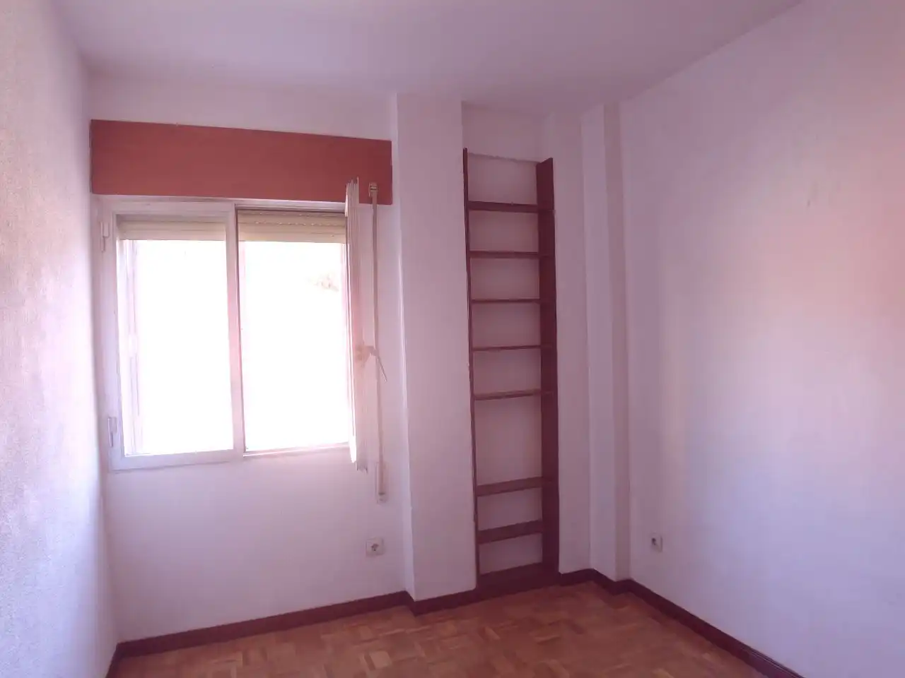 Bedroom of Flat for sale in Moratalaz