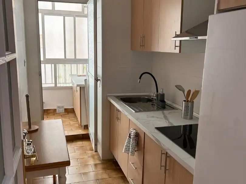 Appartamento con piscina in vendita a Paseo Marítimo Travesía D 86a, imagen 4