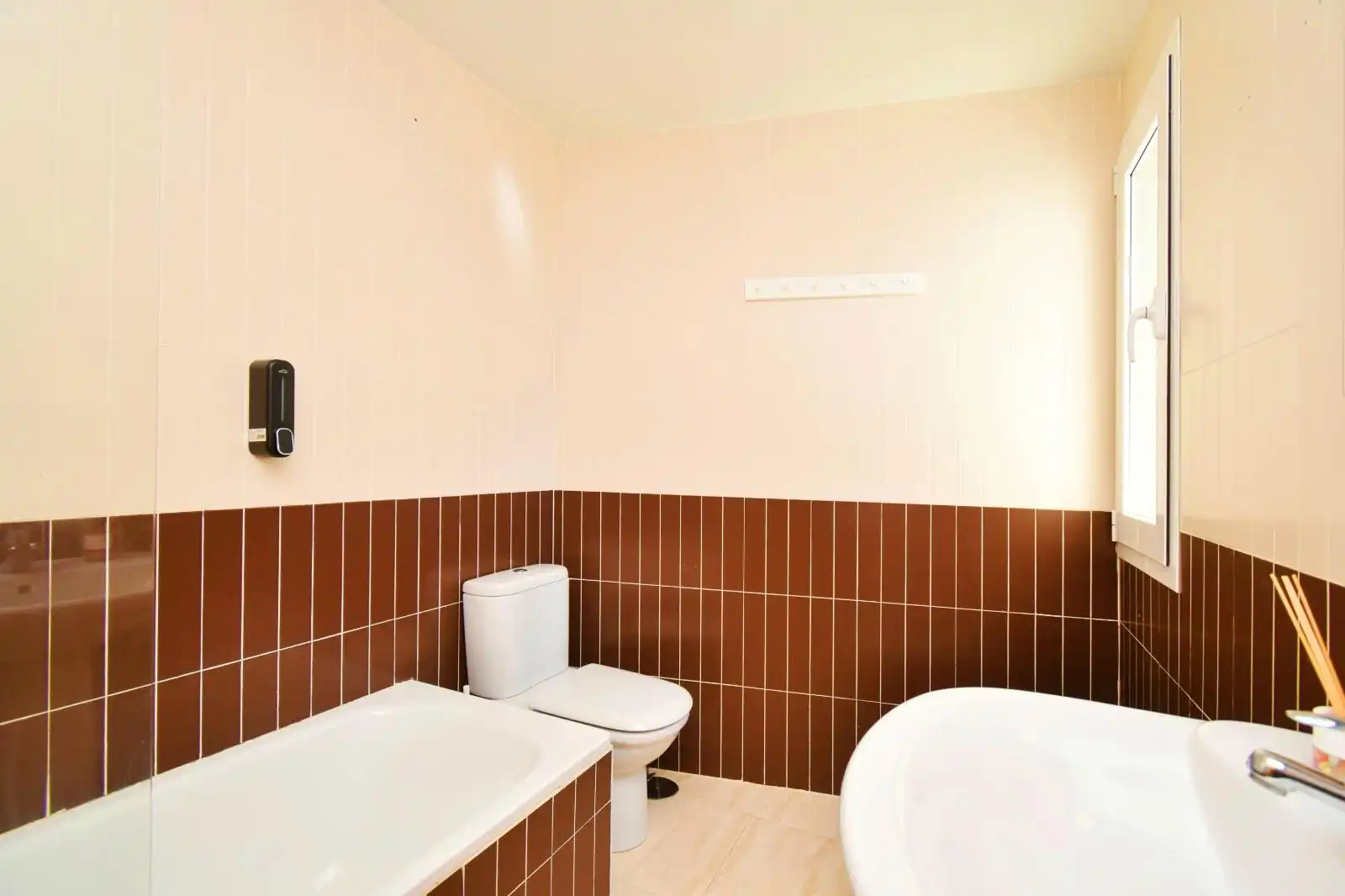 Bany de Pis en venda en El Ejido amb Aire condicionat, Terrassa i Moblat