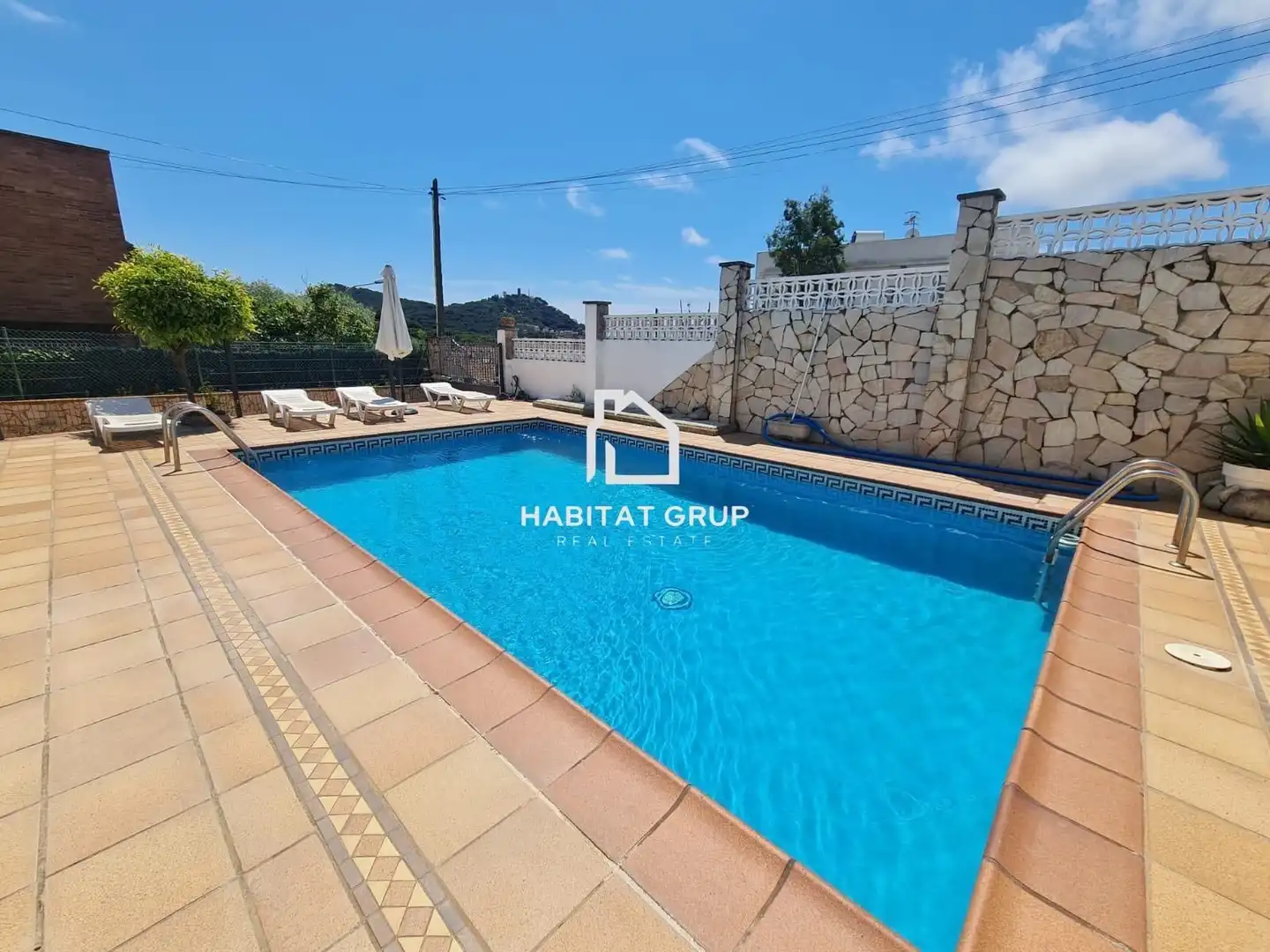 Piscina de Casa o chalet en venta en Blanes con Aire acondicionado, Calefacción y Jardín privado