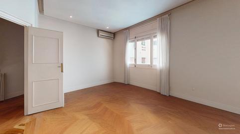 Photo 4 of Flat for sale in Almagro, Madrid