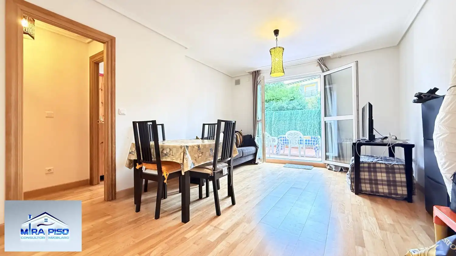 Vista exterior de Planta baja en venta en Hazas de Cesto con Calefacción y Terraza