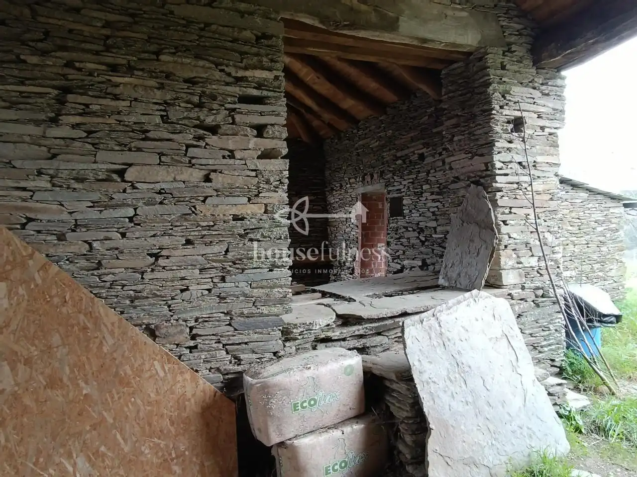 Finca rústica en venta en Lugo con Calefacción y Jardín privado