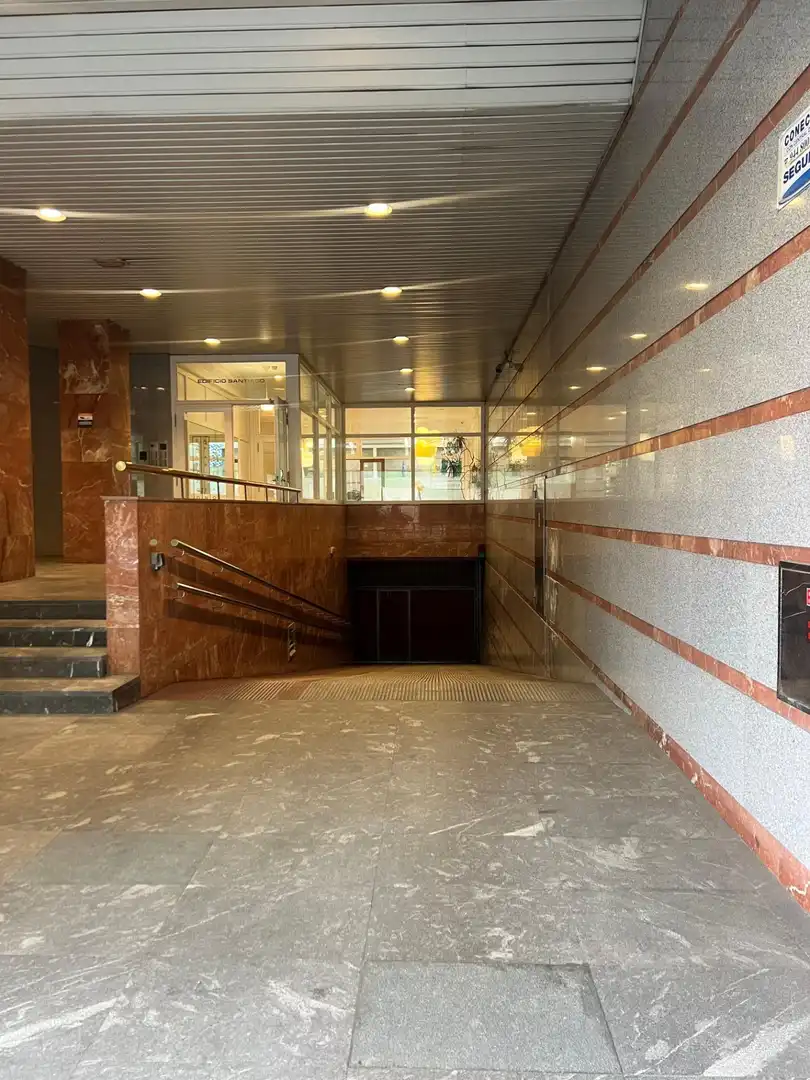 Individual en alquiler en Calle LICENCIADO POZA, imagen 2