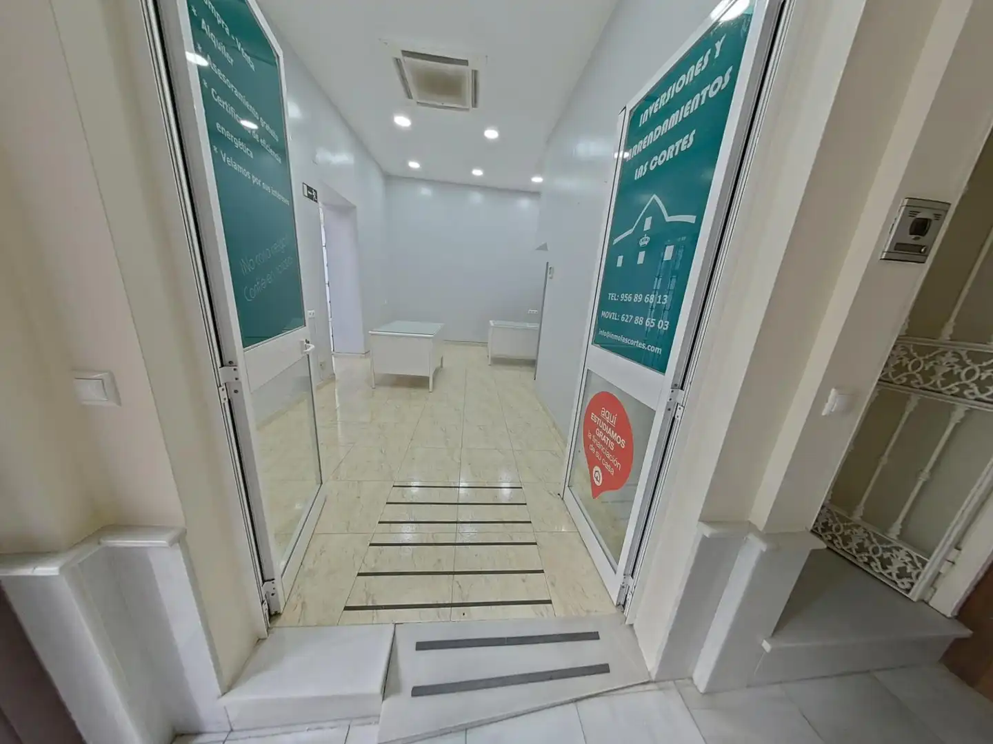 Commercial properties for rent in Calle CORTES LAS, Centro