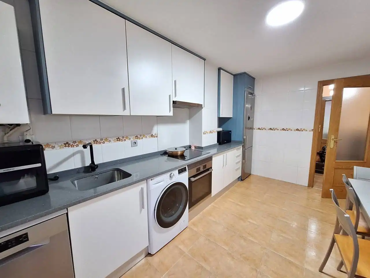 Cuina de Pis en venda en Fuenlabrada amb Aire condicionat, Calefacció i Parquet