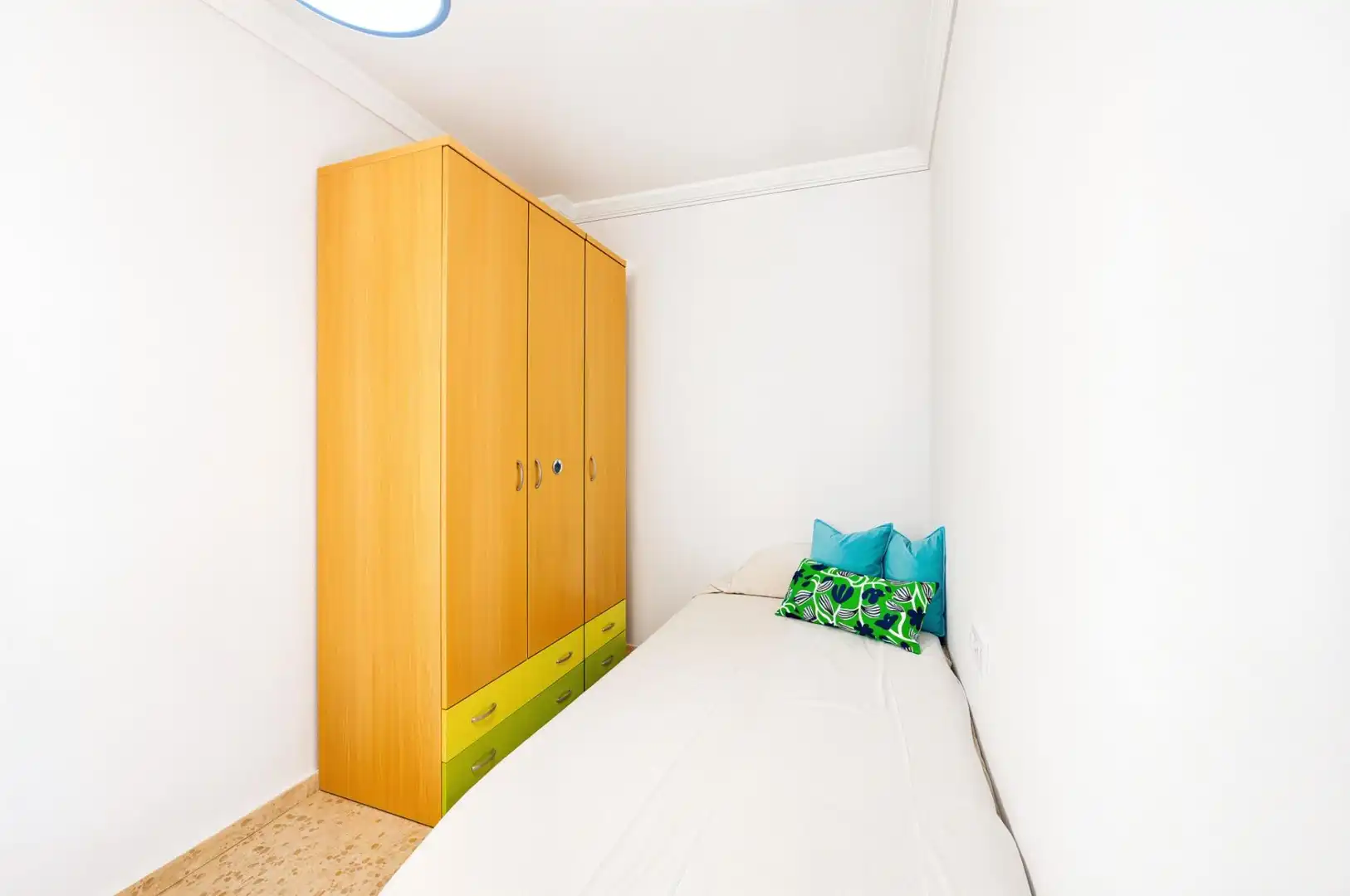 Habitación de Piso en venta en Chiclana de la Frontera con Terraza, Trastero y Balcón