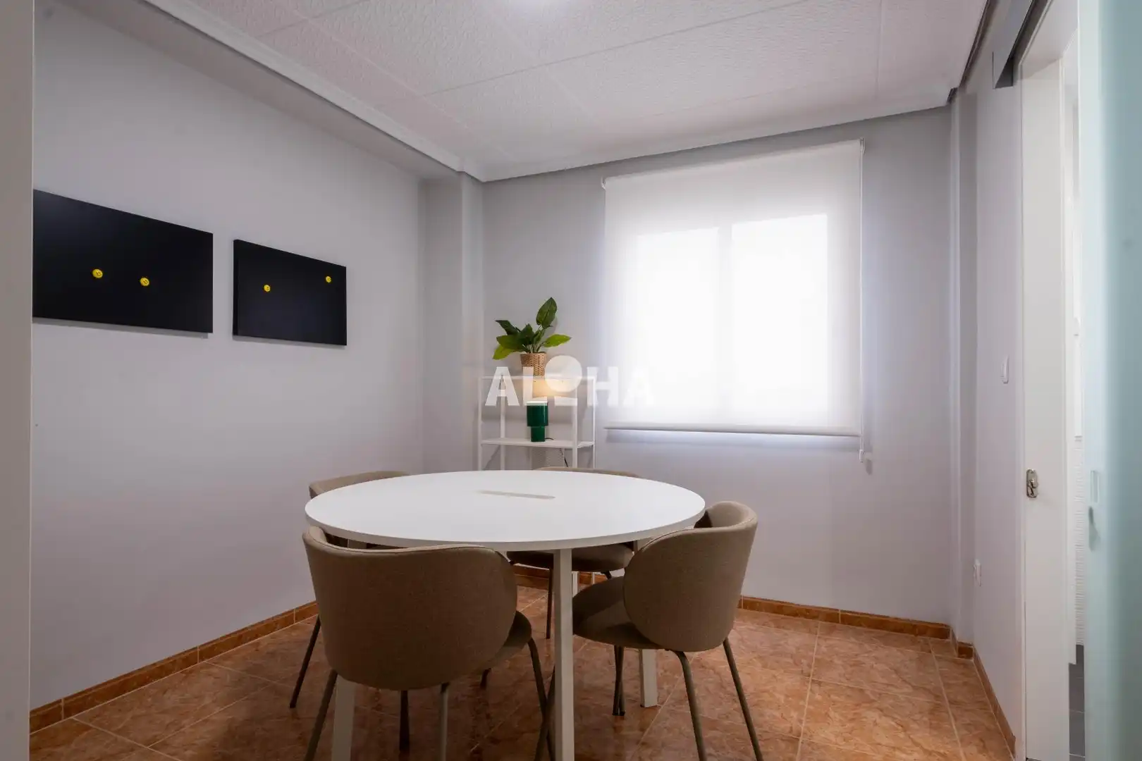 Menjador de Apartament de lloguer en Moncada amb Aire condicionat, Moblat i Balcó