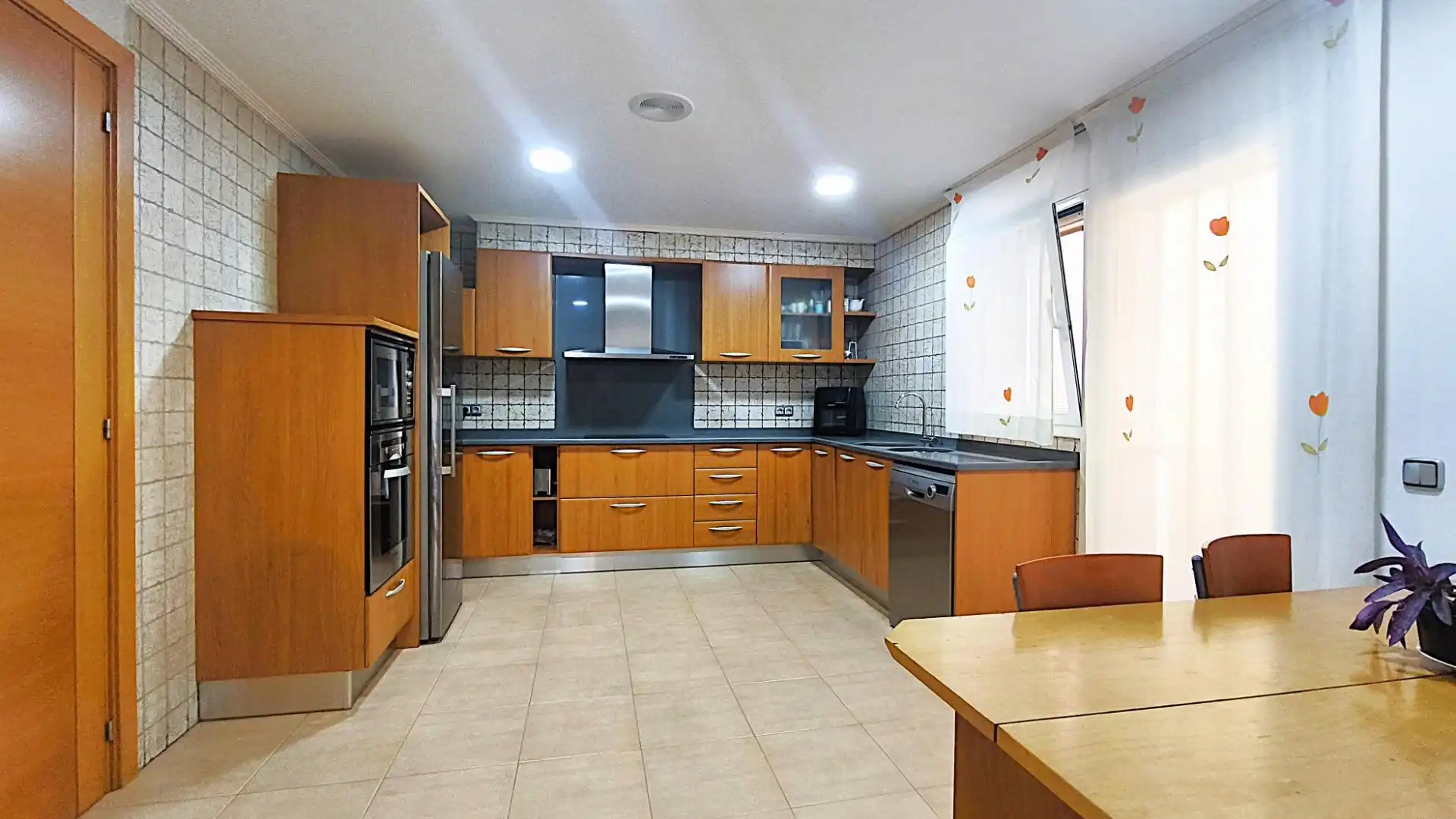 Küche von Haus oder Chalet zum Verkauf in Sant Salvador de Guardiola mit Privatgarten, Terrasse und Schwimmbad