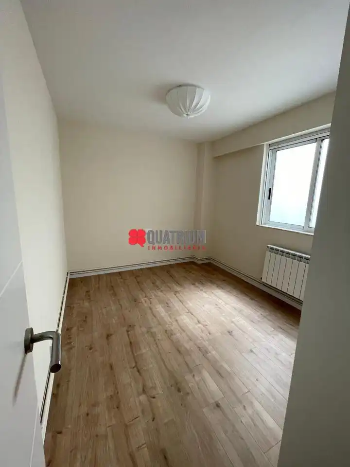 Flat for rent in Avenida de Salamanca, Campus Norte - San Caetano