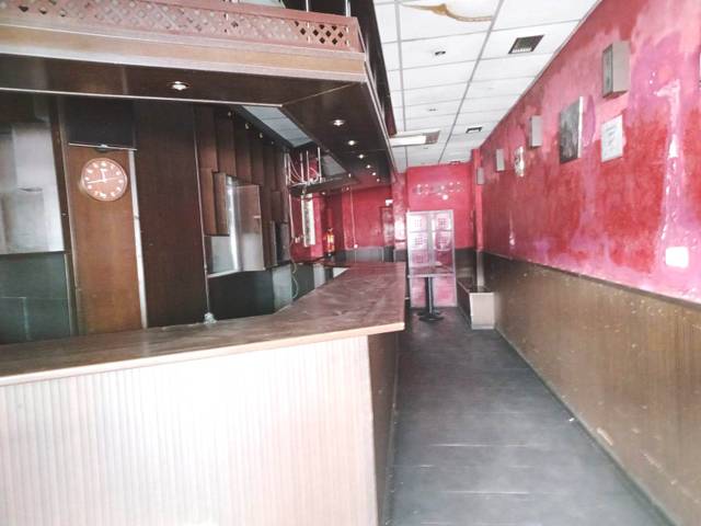 Local comercial en Venta en Calle Sierra Madrona en Numancia