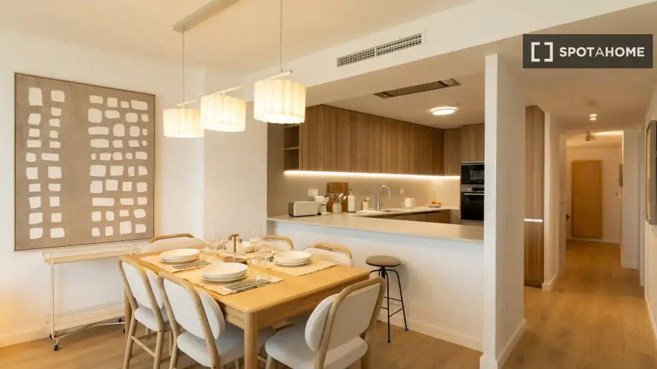 Comedor de Piso de alquiler en Valencia con Aire acondicionado, Calefacción y Amueblado