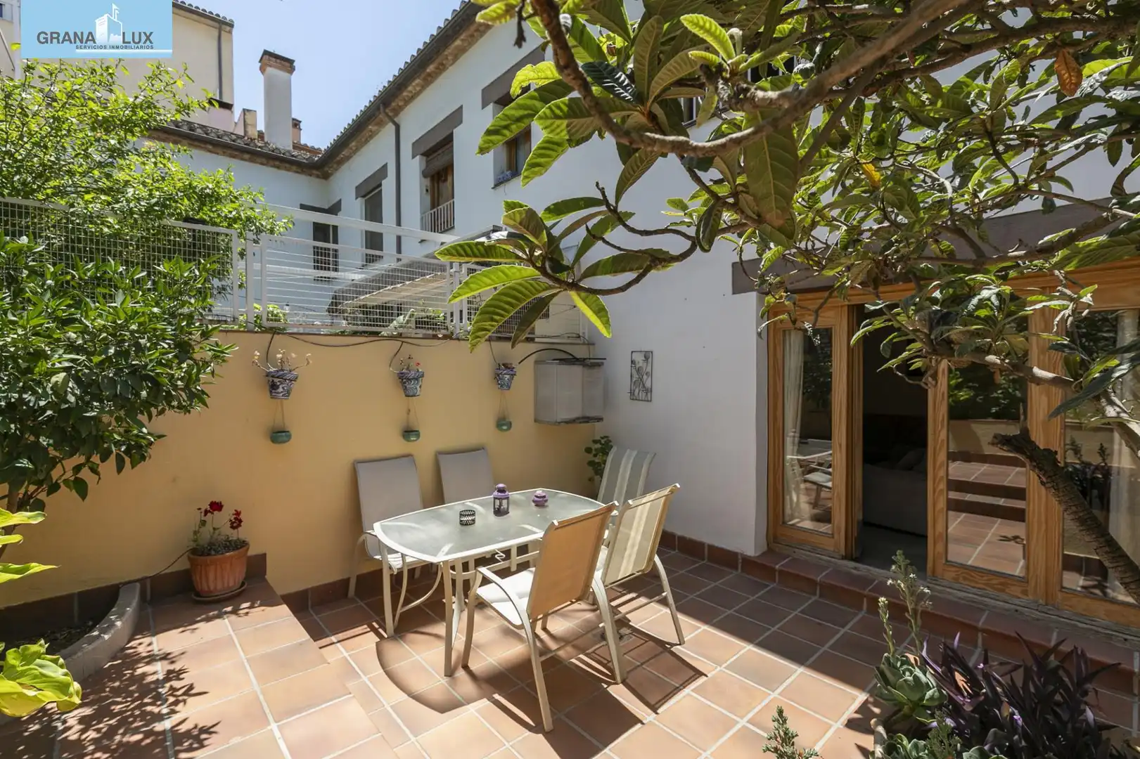 Adosado con jardín en venta en Cuarto Real de Santo Domingo