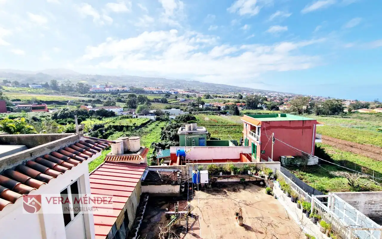 Vista exterior de Casa o chalet en venta en Tacoronte con Terraza y Balcón