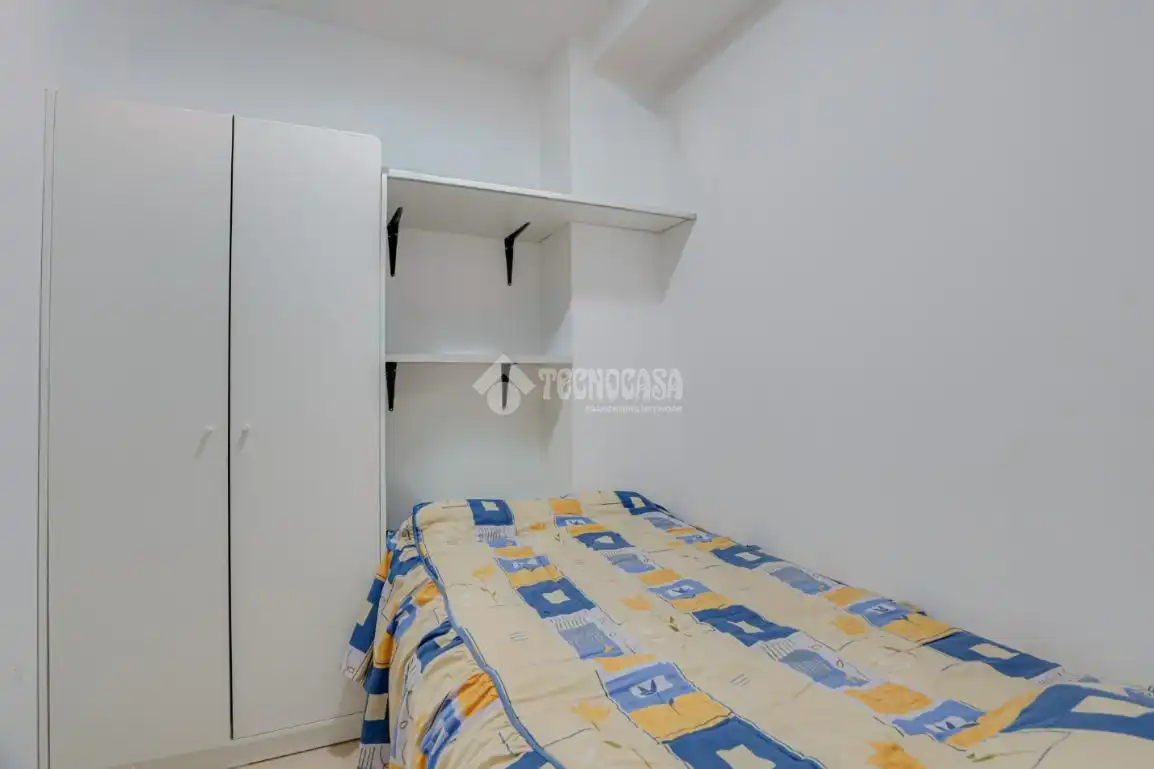 Schlafzimmer von Geschaftsraum zum Verkauf in L'Hospitalet de Llobregat