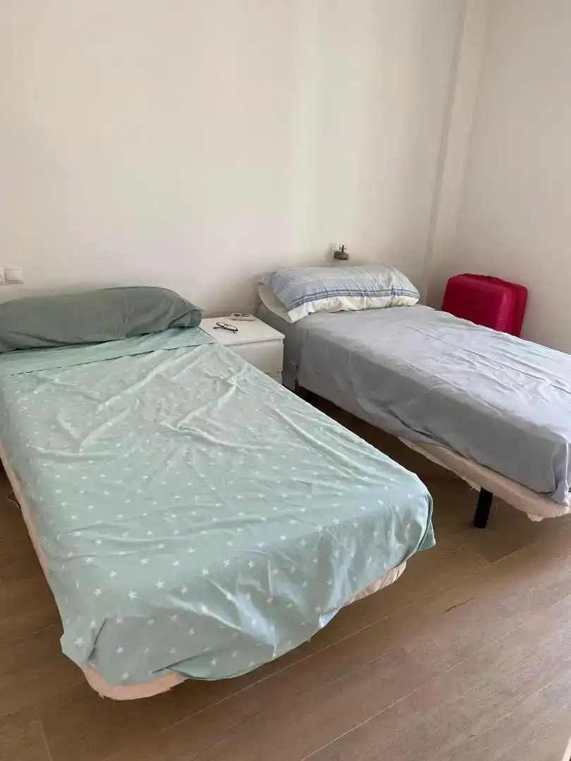 Dormitori de Pis per a compartir en La Manga del Mar Menor