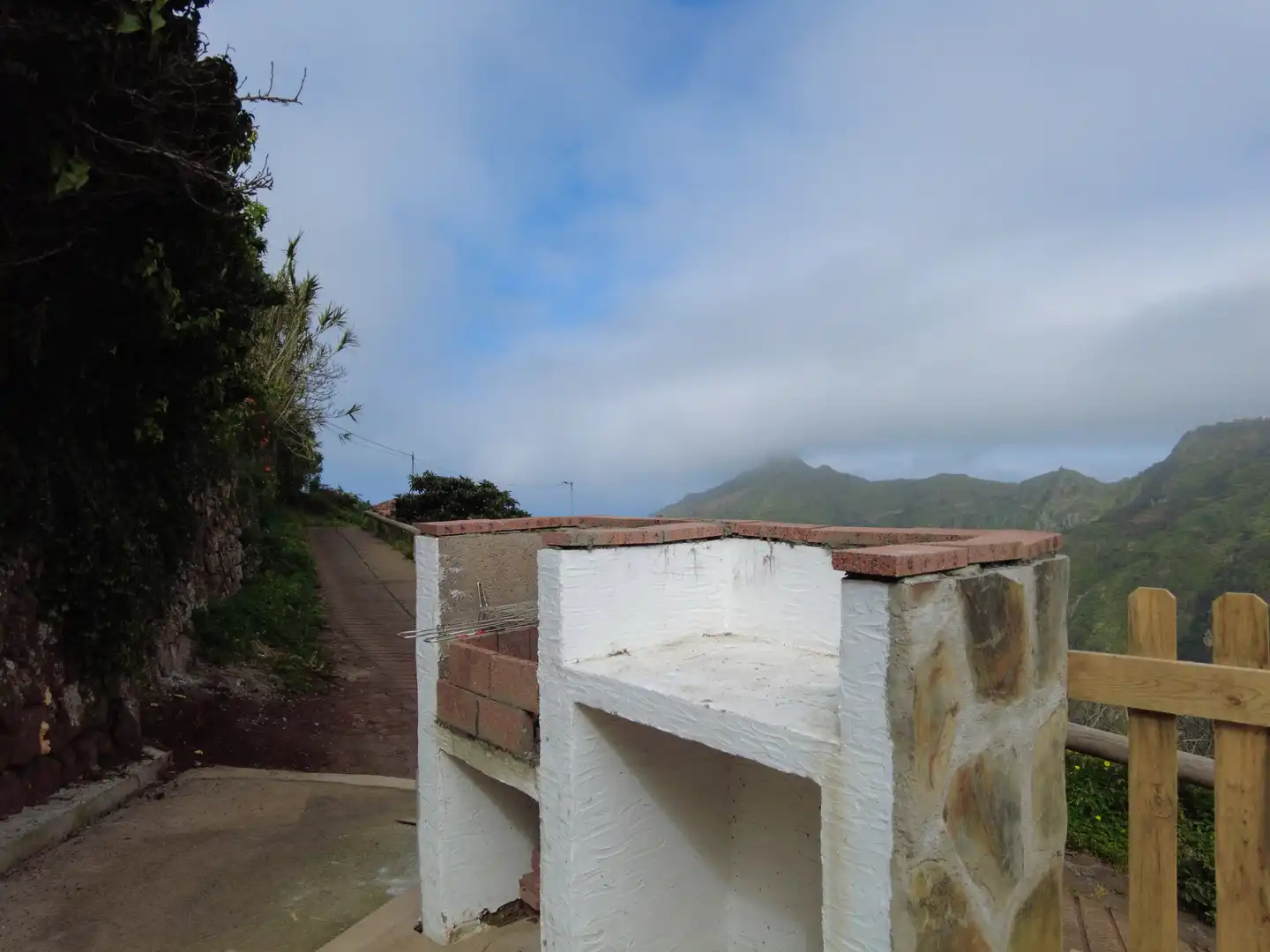 Vista exterior de Casa o chalet de alquiler en San Cristóbal de la Laguna con Aire acondicionado, Calefacción y Jardín privado