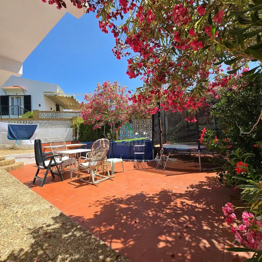 Terraza de Casa o chalet en venta en Almonte con Jardín privado, Terraza y Trastero