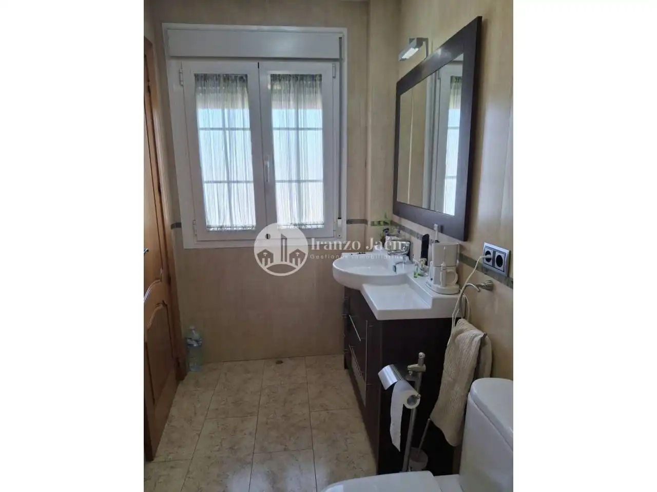 Baño de Casa o chalet en venta en Jaén con Aire acondicionado, Calefacción y Terraza