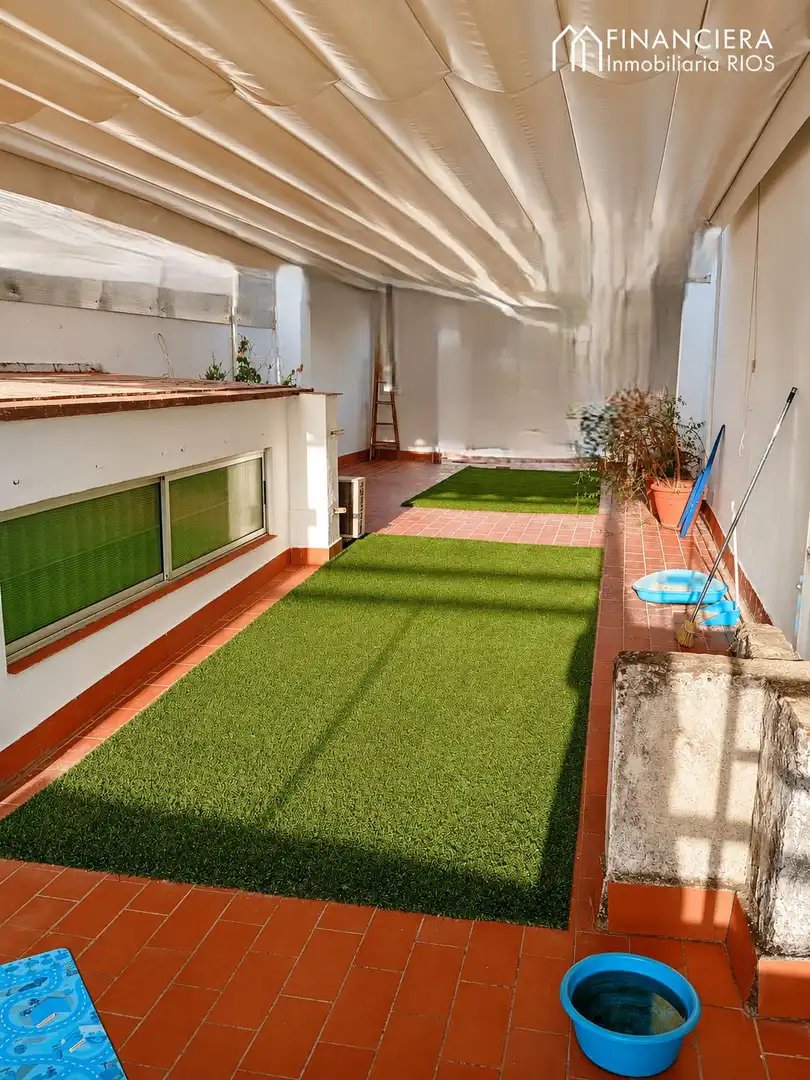 Terrassa de Casa o xalet en venda en Alcalá de Guadaira