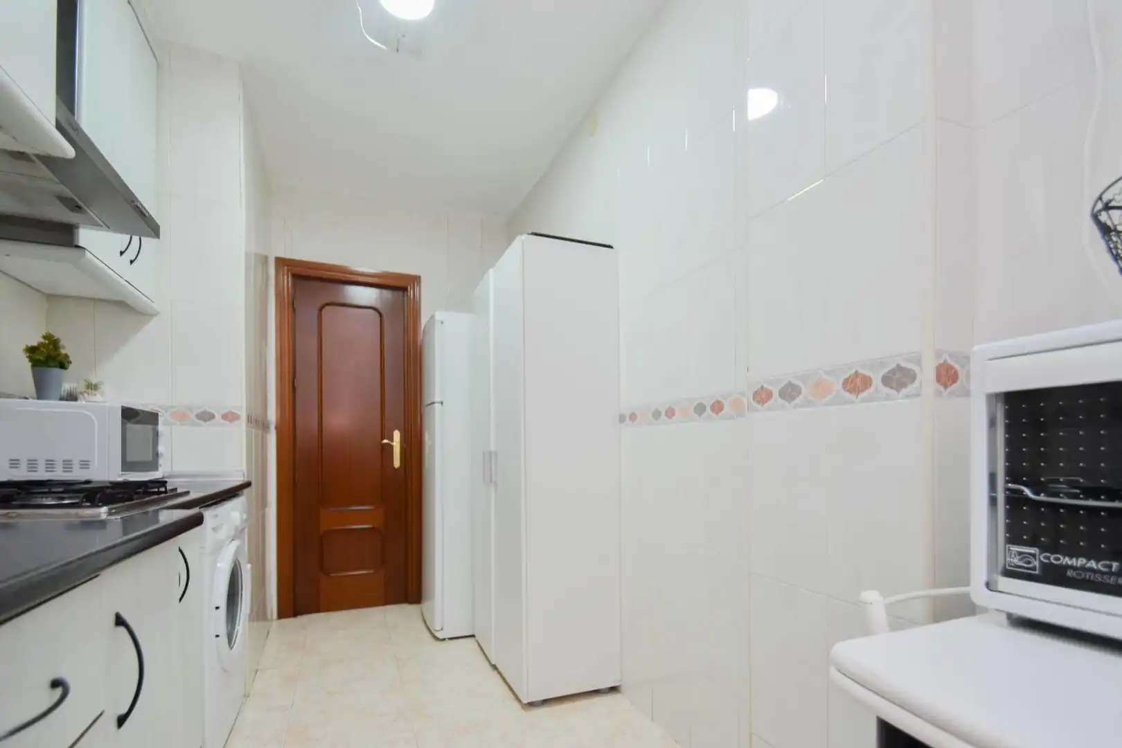 Bathroom of Flat for sale in Granada  with Balcony