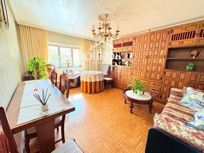 Sala d'estar de Pis en venda en Salamanca Capital