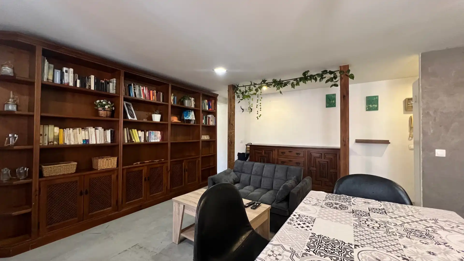 Wohnung zum Verkauf in Málaga mit Klimaanlage, Terrasse und Möbliert