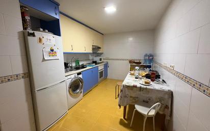 Kitchen of Flat for sale in Lominchar  with Heating, Parquet flooring and Terrace