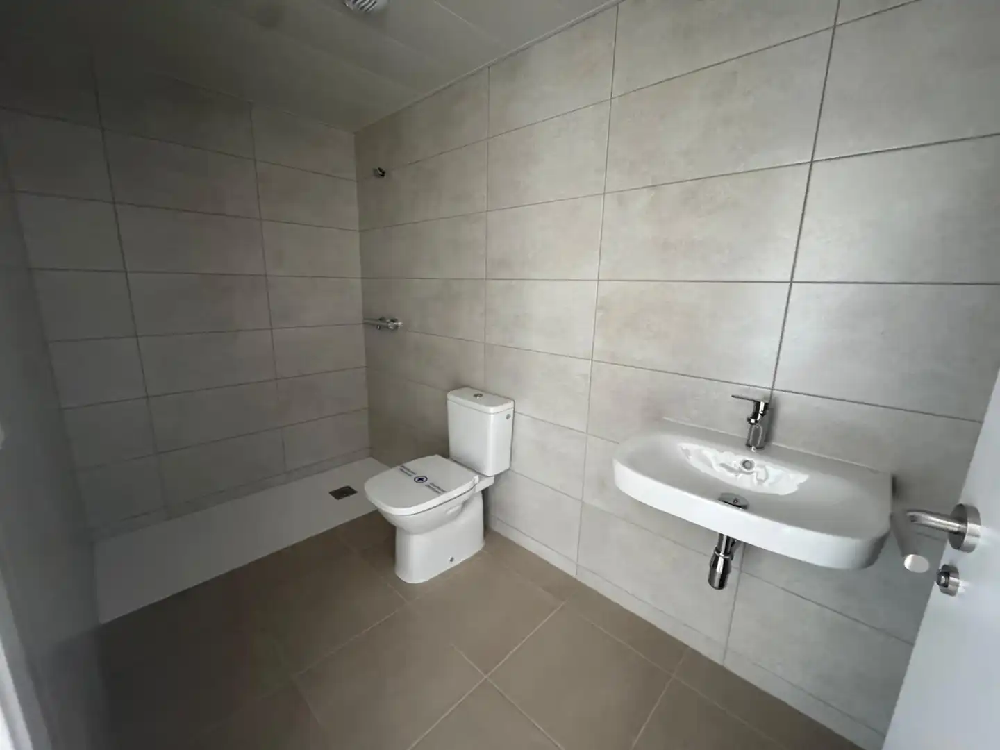 Baño de Ático en venta en Malgrat de Mar con Aire acondicionado, Calefacción y Trastero