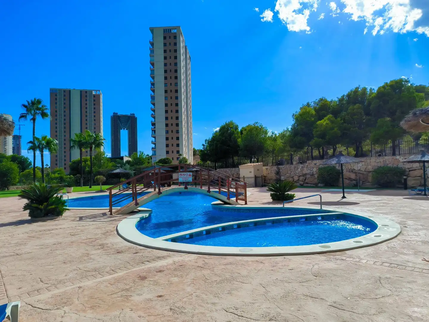 Swimming pool of Apartments for sale in Benidorm  with Air Conditioner, Heating and Private garden