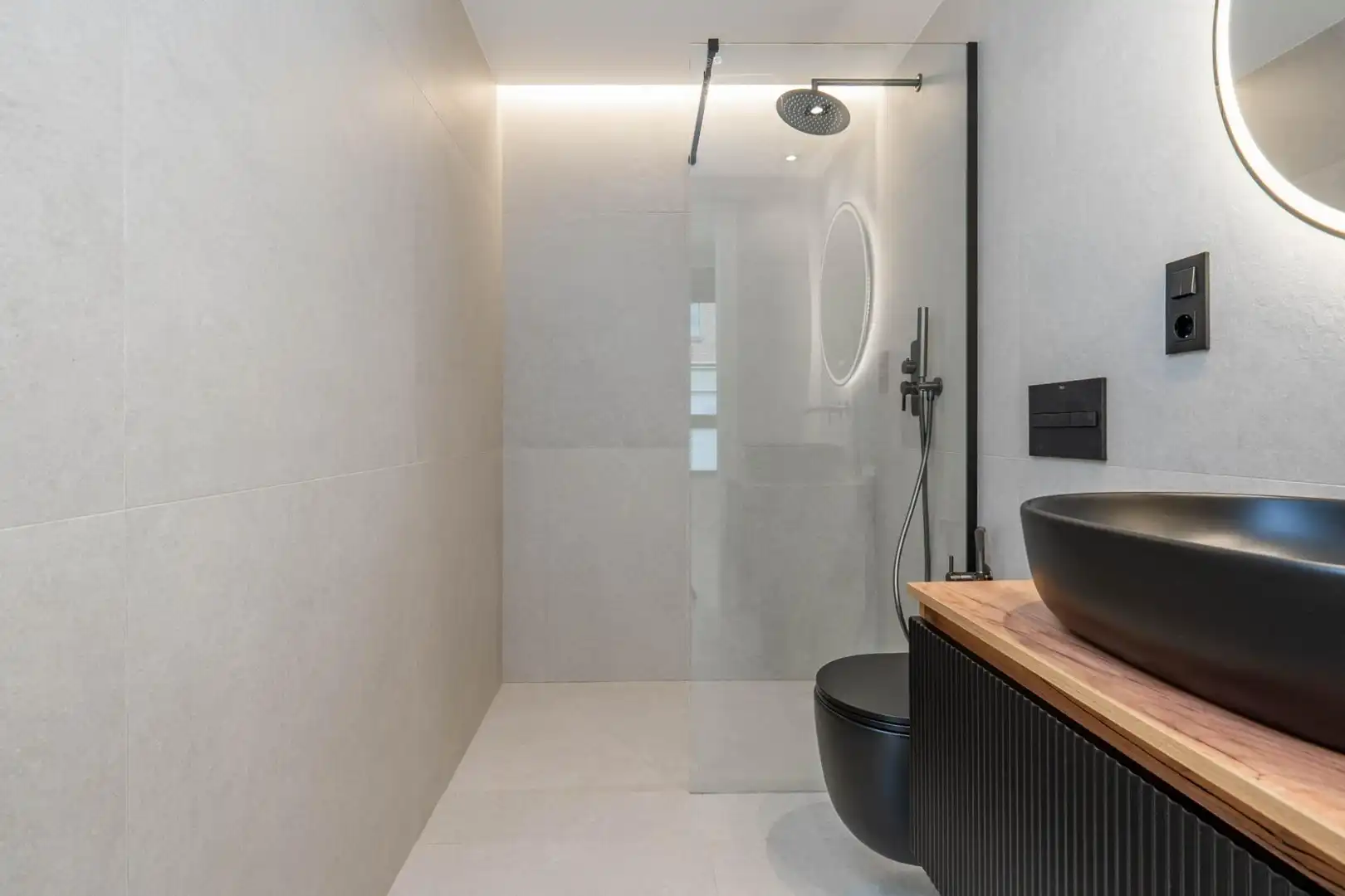 Baño de Piso en venta en Granada con Aire acondicionado y Calefacción