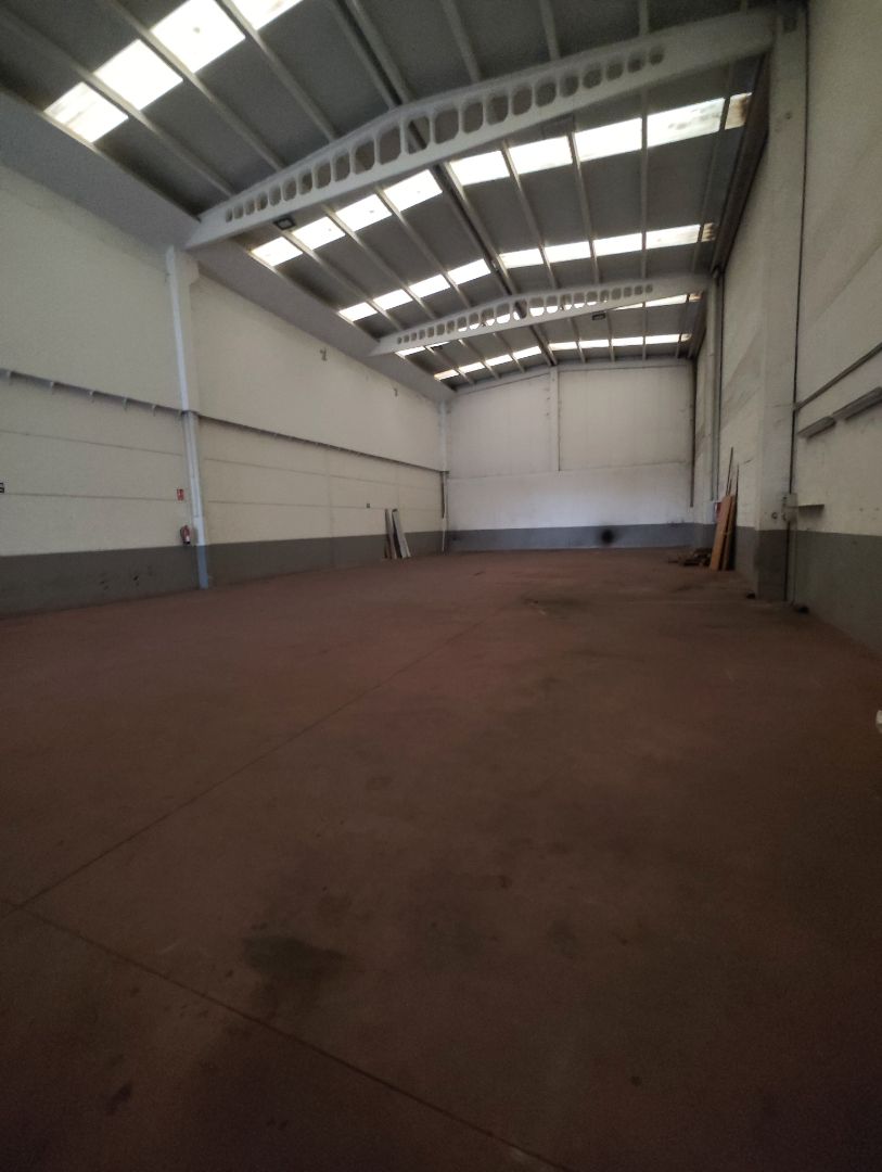 Nau industrial de lloguer en Santiago de Compostela 