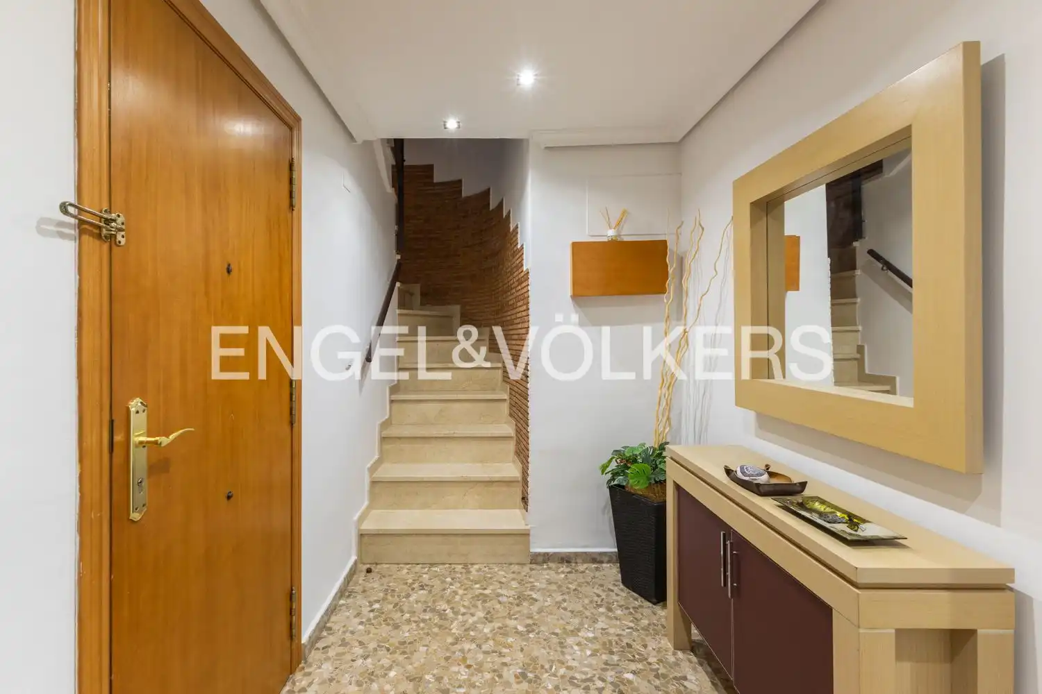 Piso en venta en Tavernes Blanques con Aire acondicionado, Calefacción y Terraza