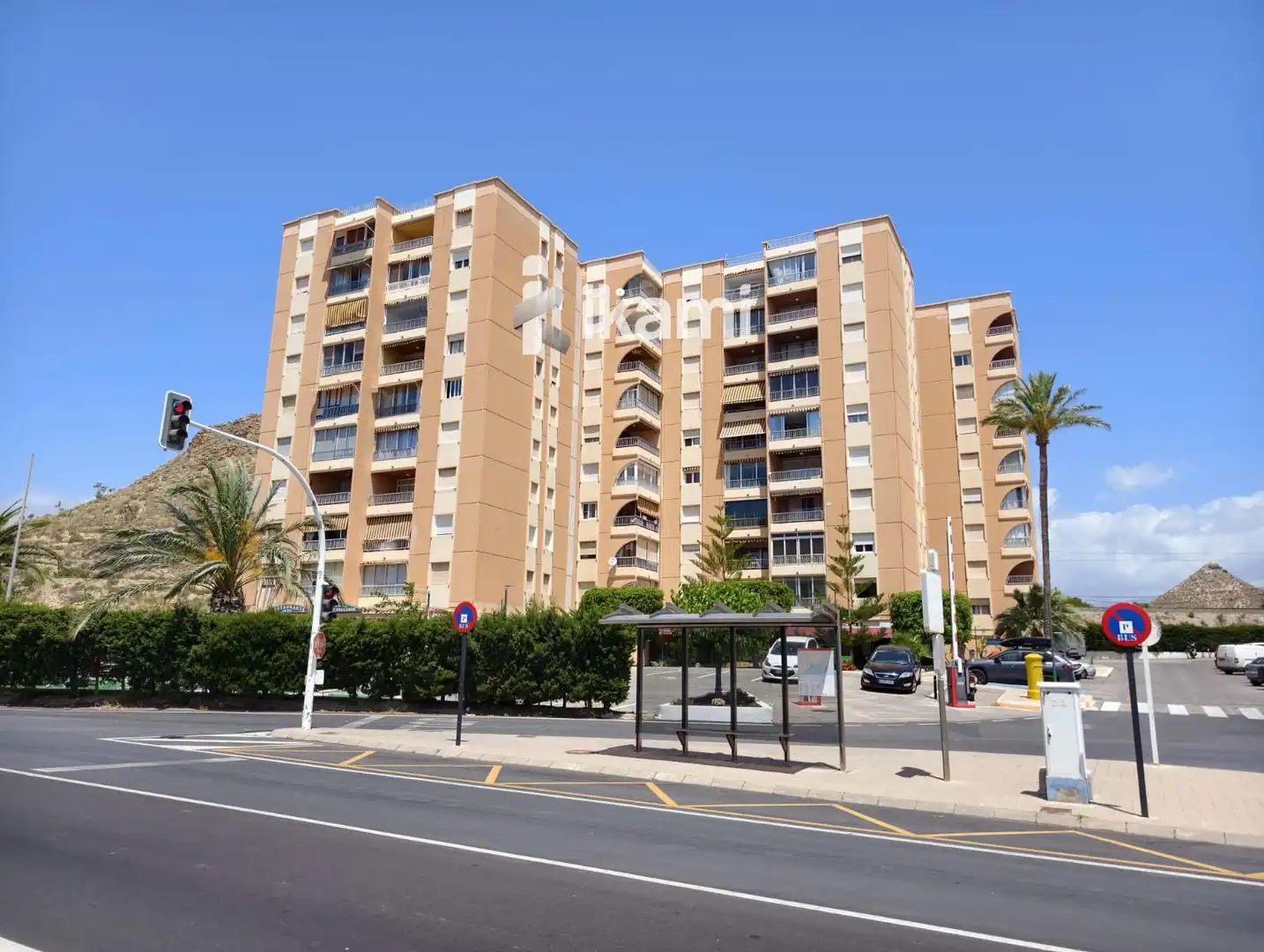 Außenansicht von Wohnung zum Verkauf in Villajoyosa / La Vila Joiosa mit Terrasse, Schwimmbad und Gemeinschaftspool