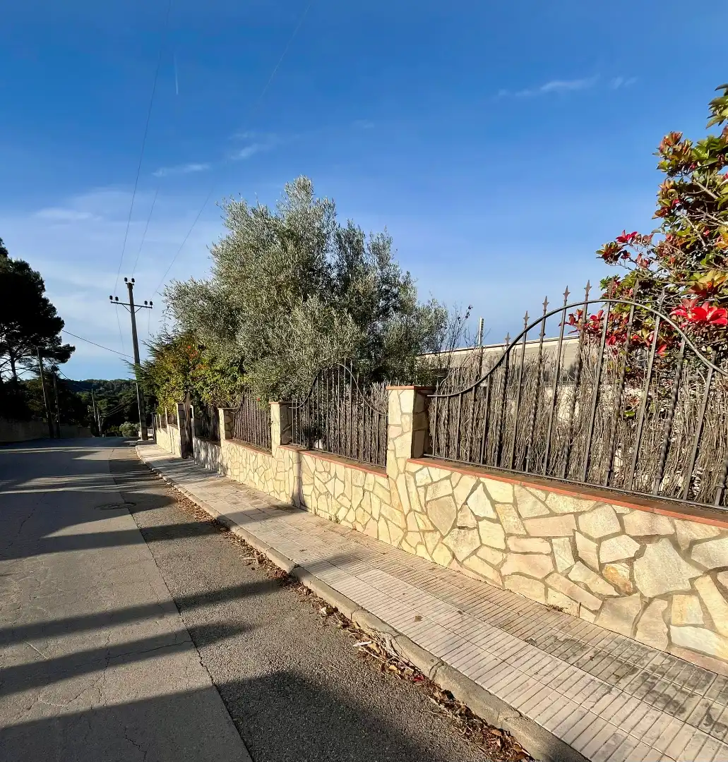 Chalet con terraza en venta en Carrer Mil Fulles, imagen 2