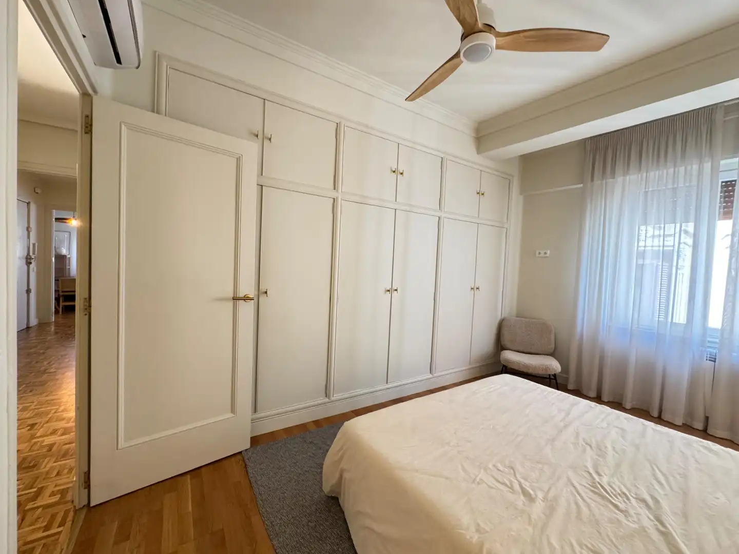 Schlafzimmer von Wohnung zum Verkauf in Alicante / Alacant mit Klimaanlage, Heizung und Parkett