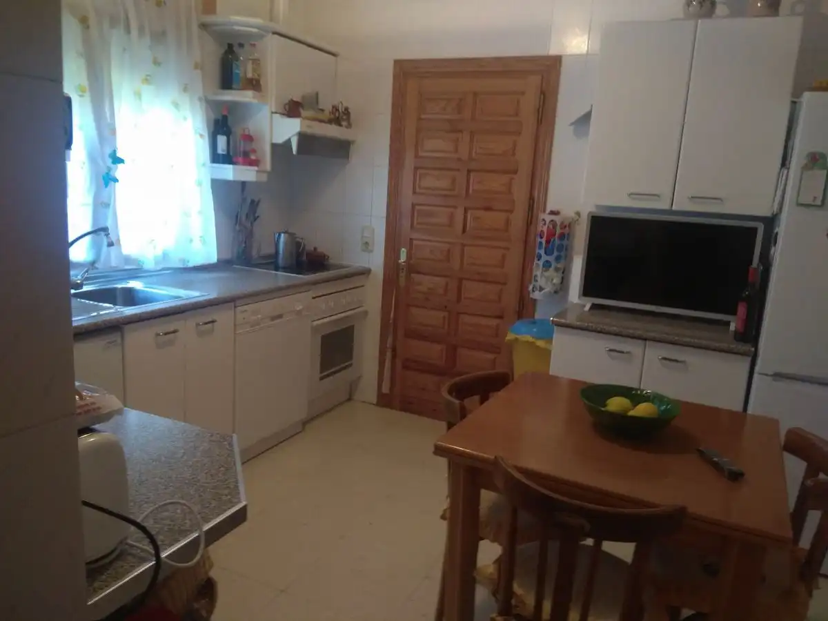 Cuina de Casa o xalet en venda en Ortigosa del Monte amb Calefacció i Terrassa