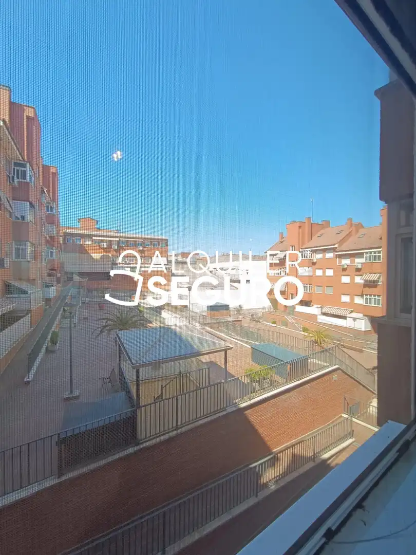 Exterior view of Flat for rent in Leganés  with Heating, Storage room and Furnished