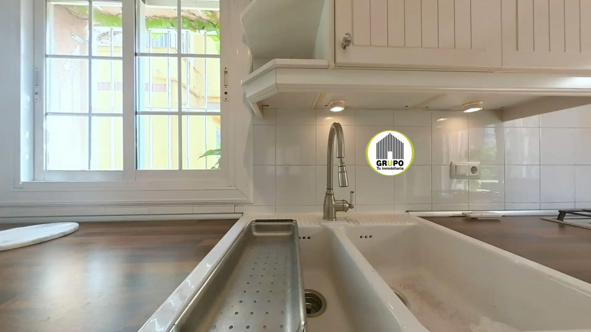 Kitchen of Attic for rent in Esplugues de Llobregat  with Air Conditioner, Heating and Terrace