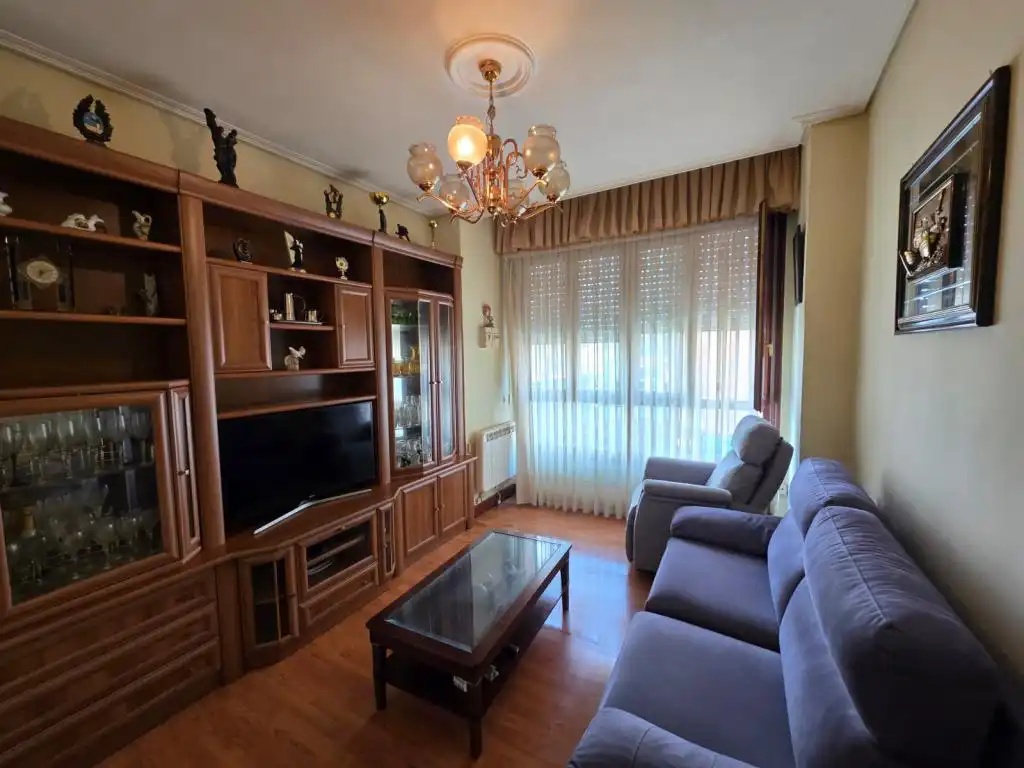 Sala de estar de Piso en venta en Sestao  con Calefacción