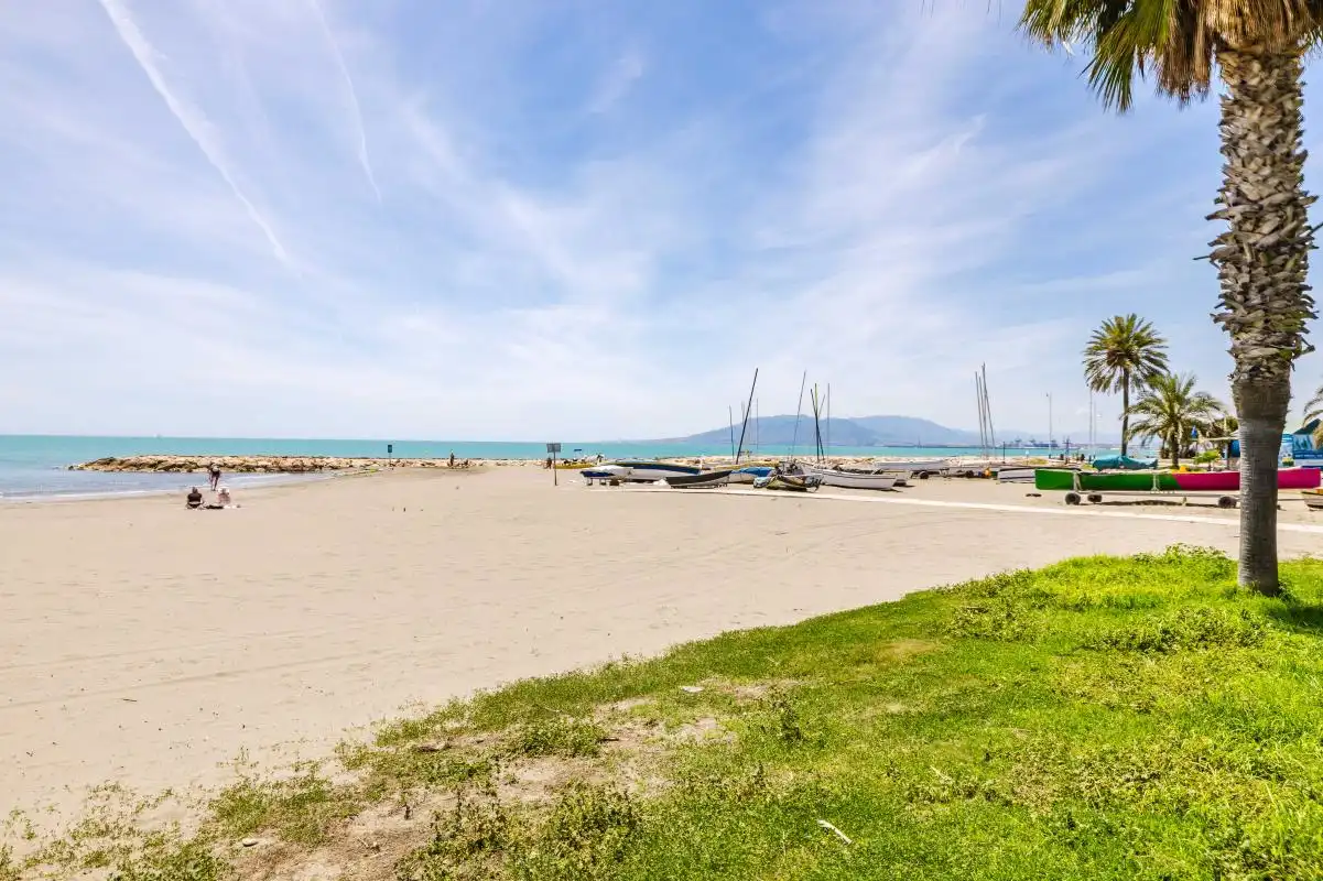 Exterior view of Flat for sale in Málaga  with Air Conditioner, Heating and Terrace
