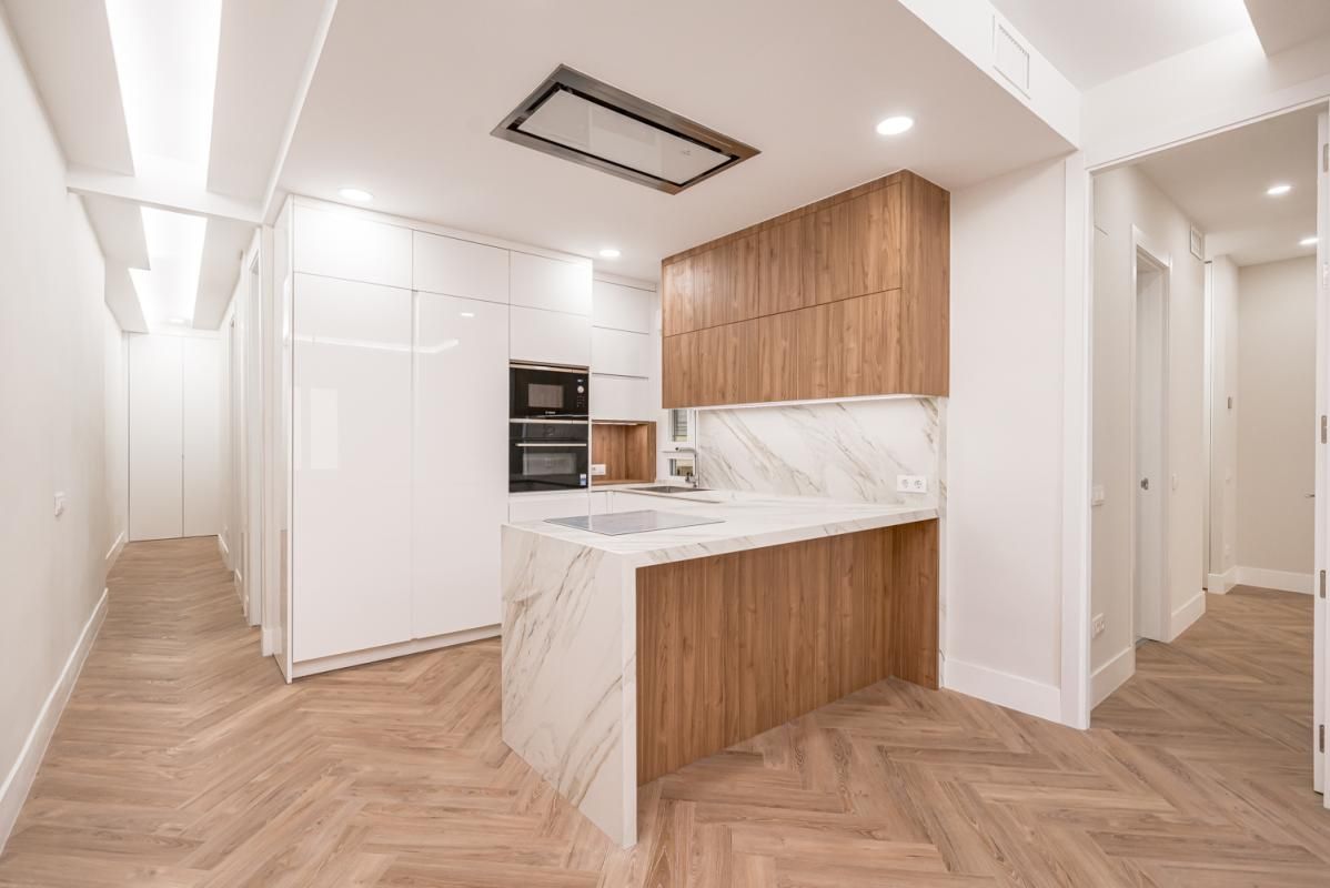 Cuina de Pis en venda en  Madrid Capital amb Aire condicionat, Calefacció i Moblat