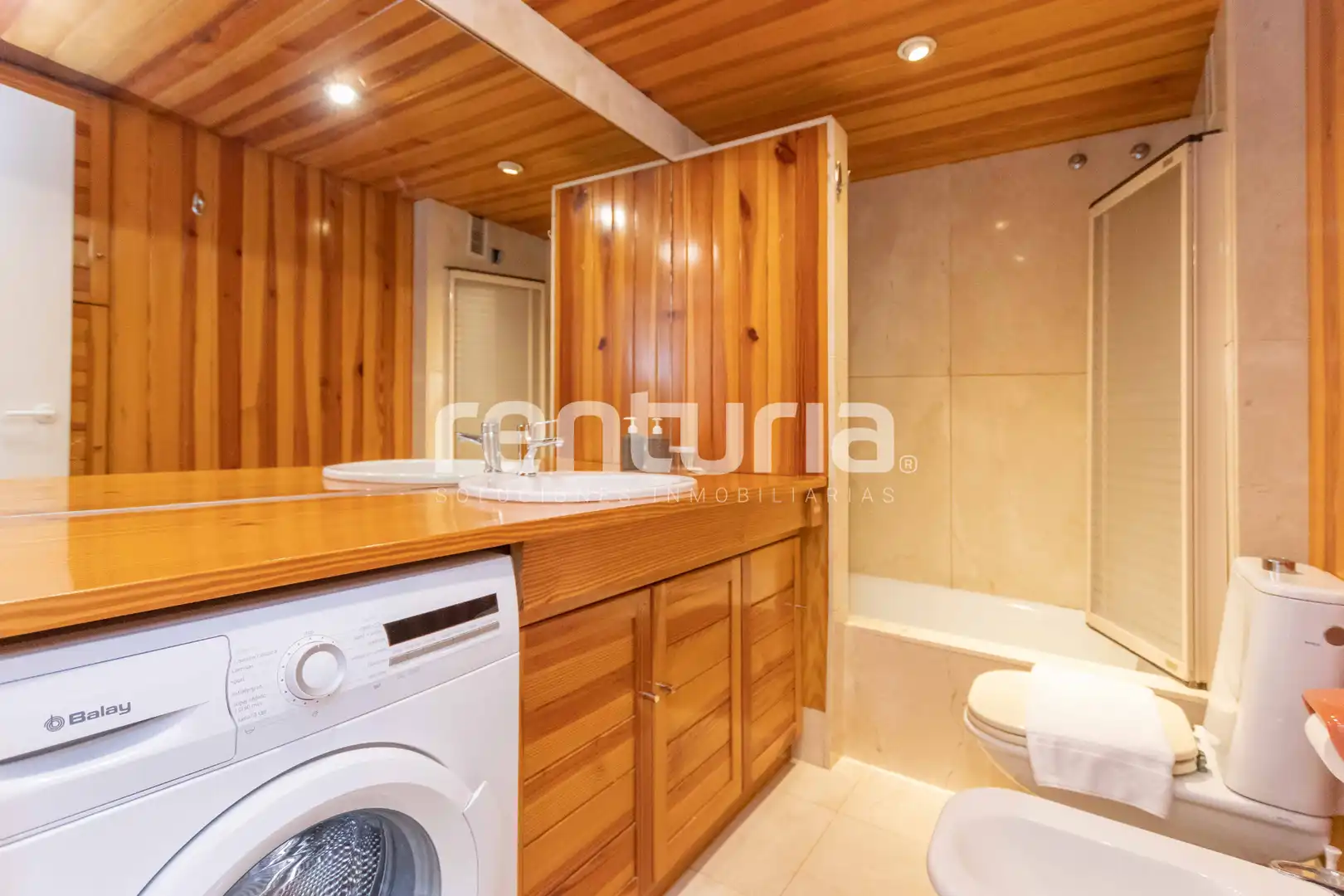 Bany de Pis de lloguer en Valencia amb Aire condicionat, Calefacció i Parquet