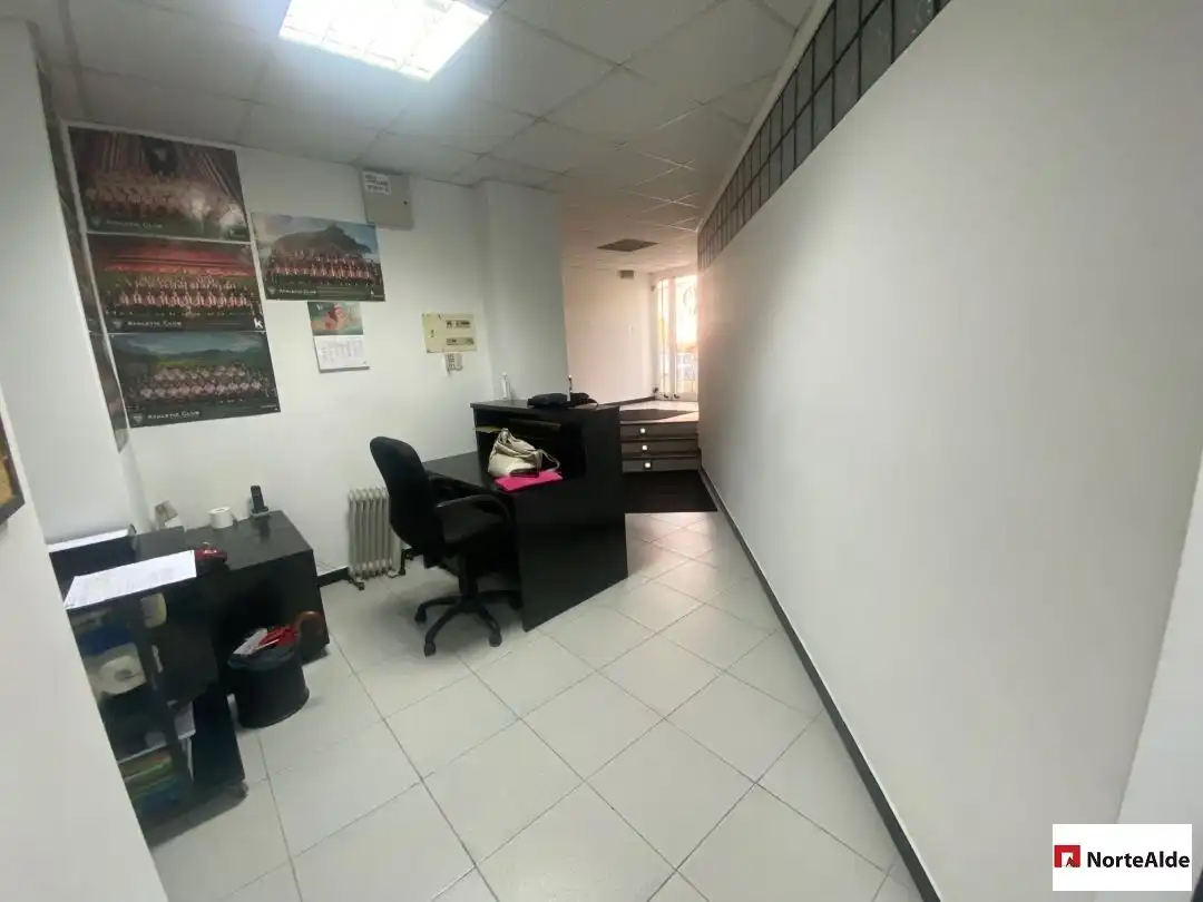 Local comercial en venda a Centro Urbano - Hirigunea, imagen 16