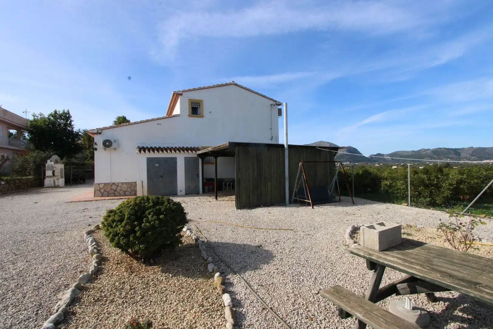 Vista exterior de Casa o xalet en venda en Benidoleig amb Aire condicionat, Calefacció i Jardí privat