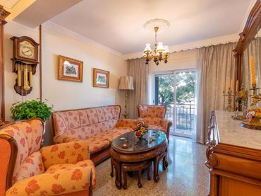 Piso con balcón en venta en Calle Halcón