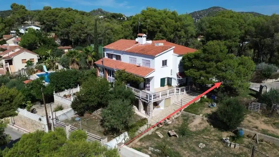 Casa pareada en venta en Calle CIRERERS