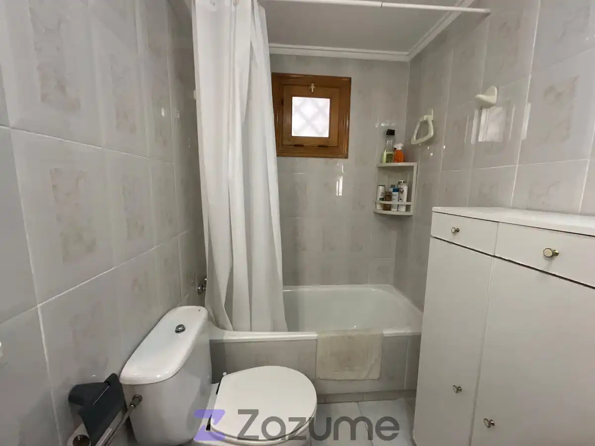 Bathroom of Study for rent in Torrevieja  with Air Conditioner, Private garden and Terrace